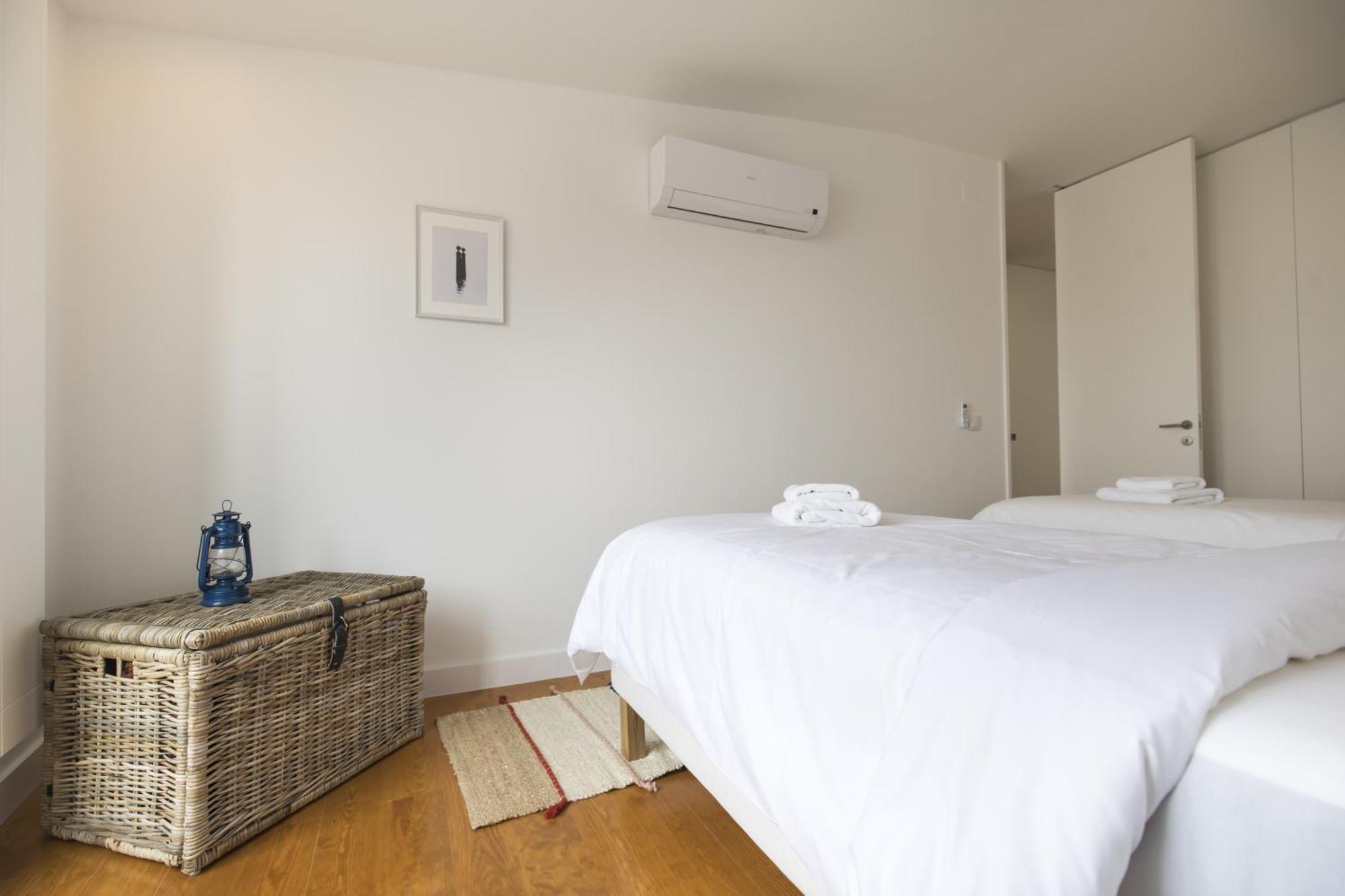 Lovely Duplex W Balcony * Lisbon