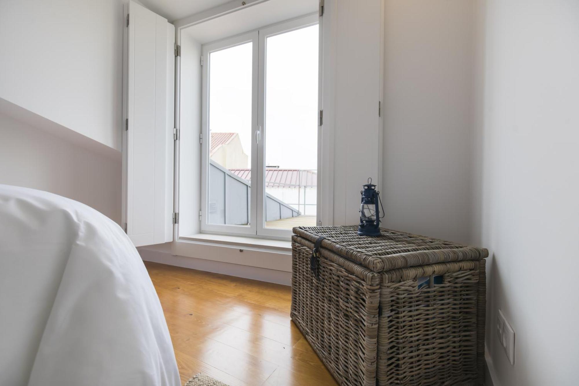 Lovely Duplex W Balcony Apartment